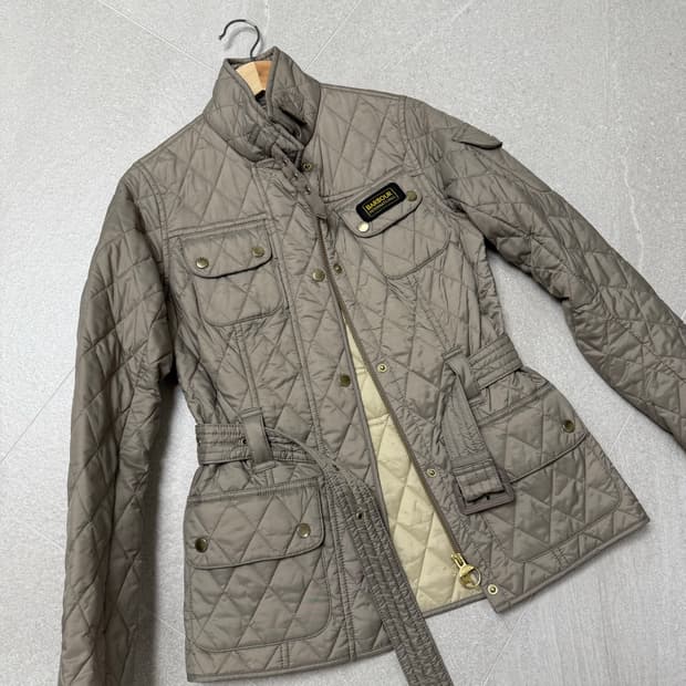 바버 인터내셔널 퀼팅 자켓 S(85)