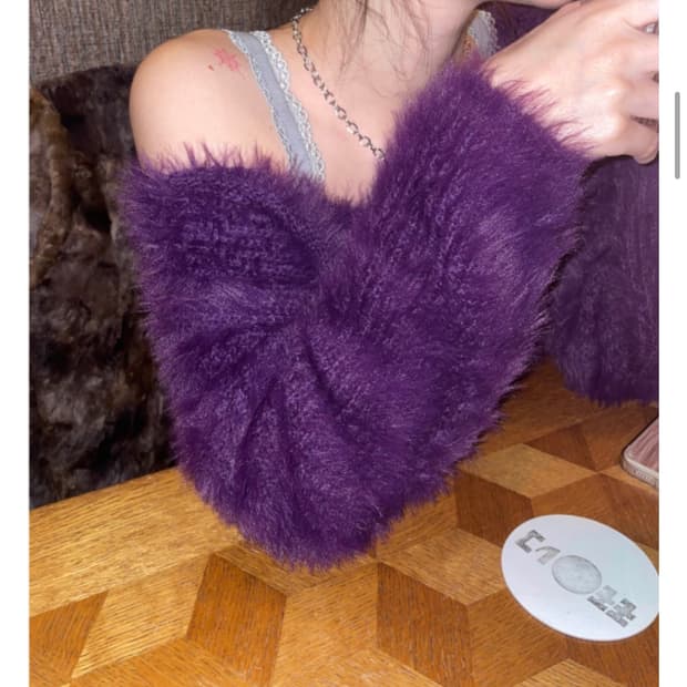 김아홉 오프숄더 니트(품절상품)