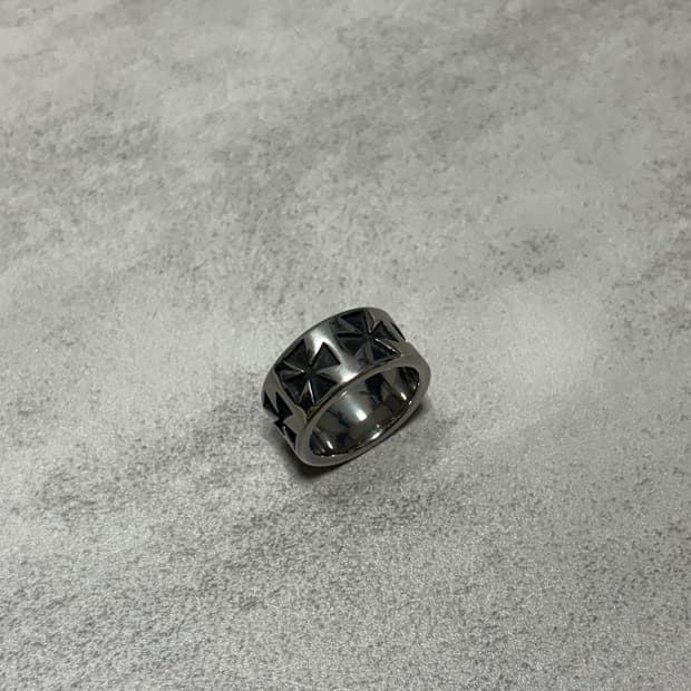 클래식한 표창 써지컬 반지