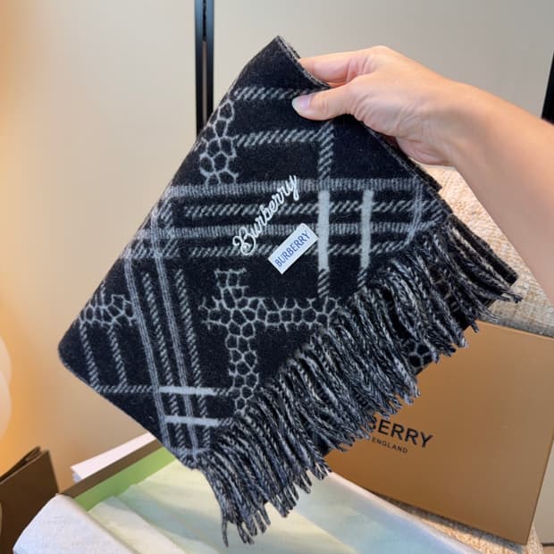 버버리 양면 머플러 램스울 100% 추동 단품
