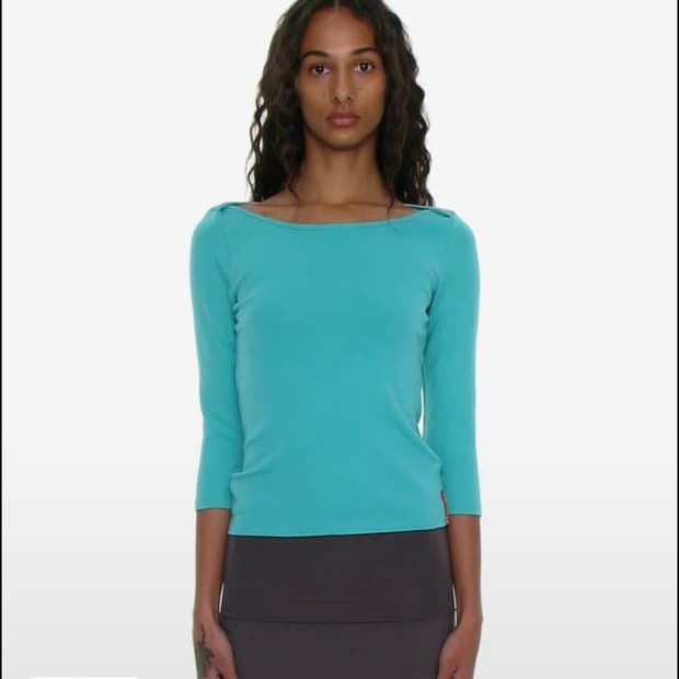 파르티멘토 우먼 에메랄드 슬리브리스