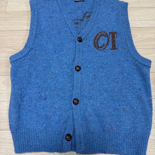테켓 Summer Hours Knit Vest Blue
