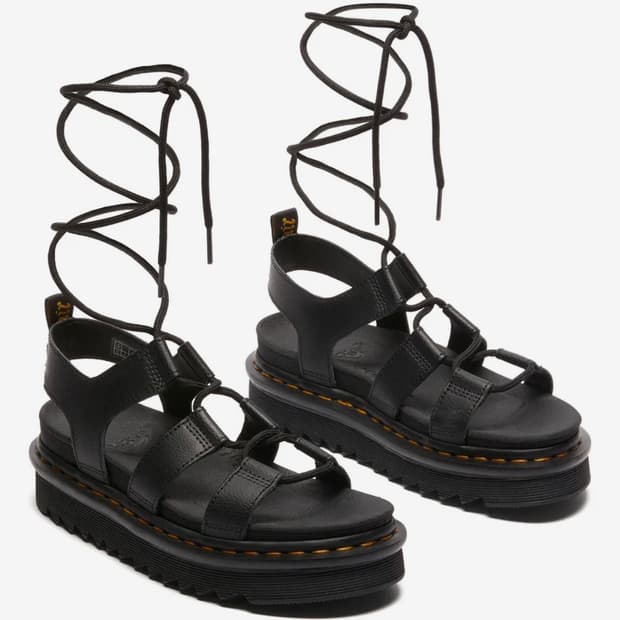 닥터마틴 나틸라 블랙 230