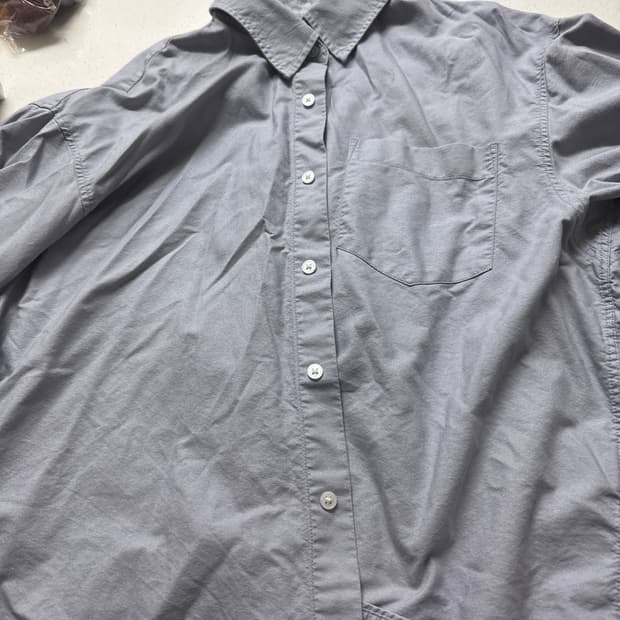 에잇세컨즈 회색 셔츠 판매합니다