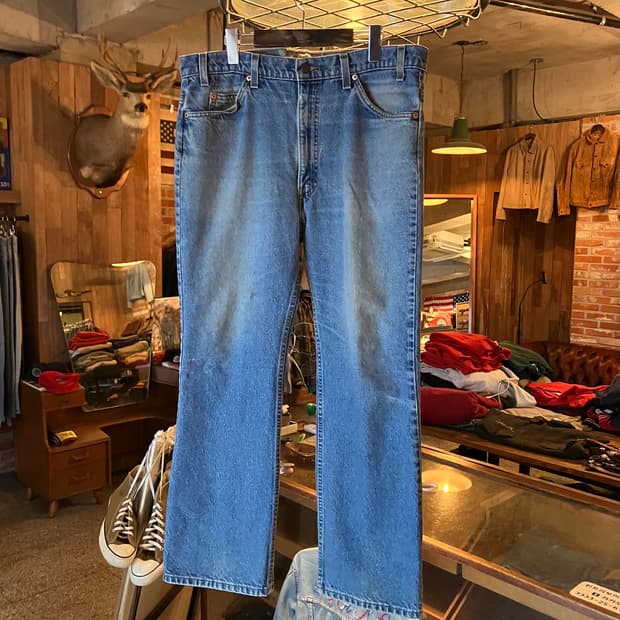 90s USA Levis 517 Boot Cut Denim Pants