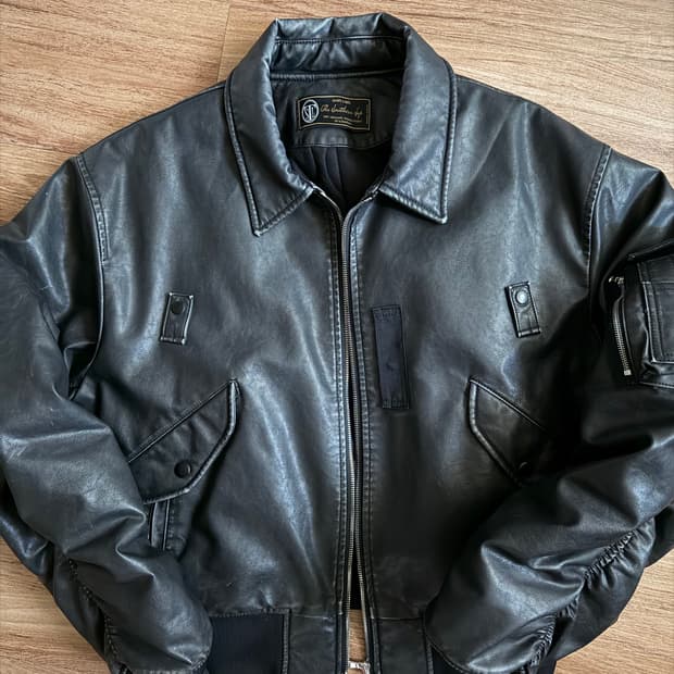 포그서비스 x 더써든랩 레더 봄버(워싱) XL