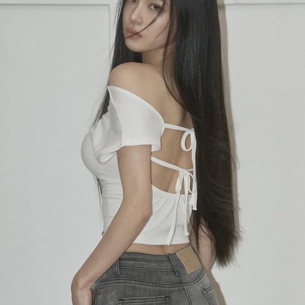 카키포인트 Back Strap T-shirt (ivory)