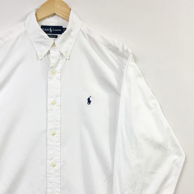 105 폴로 화이트 셔츠