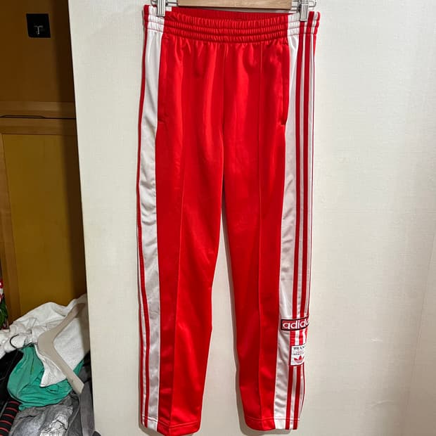 (2XS) 아디다스 오리지널 아디브레이크 팬츠 레드