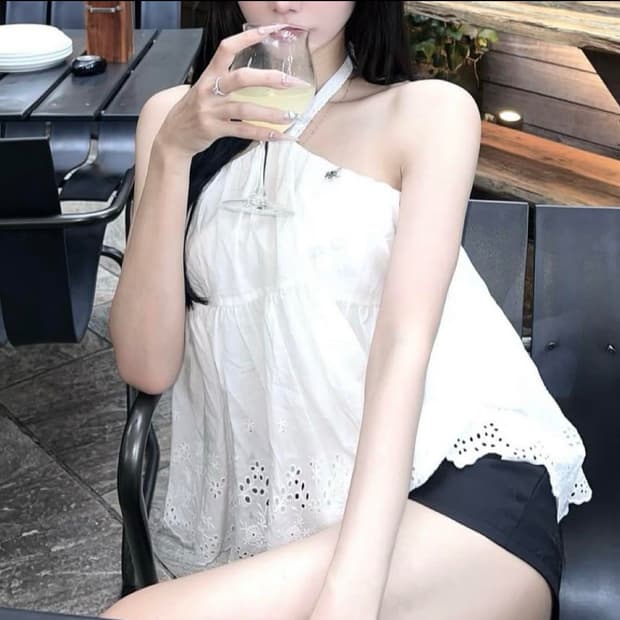 가격 안내림(택 있음, 일본한정)낫유어로즈 Sahra top