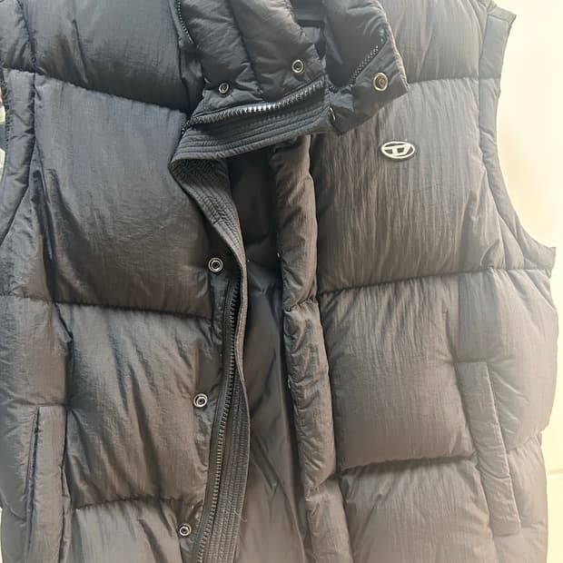 디젤 롤피스 패딩 조끼