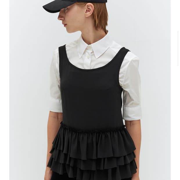버뮬라 frill sleeveless top (black)