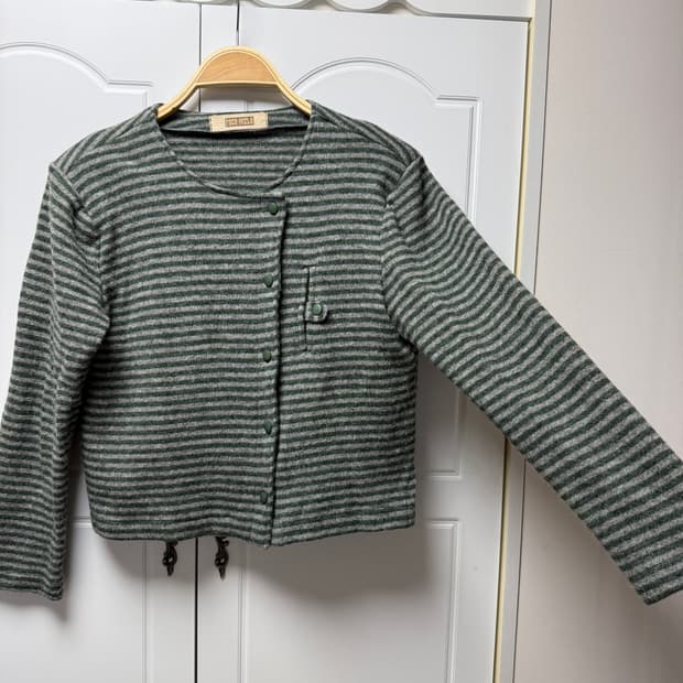 스트라이프 니트 가디건