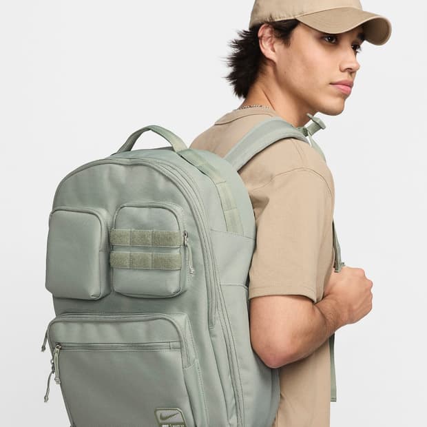 나이키 유틸리티 파워 백팩 (국대지급 모델)