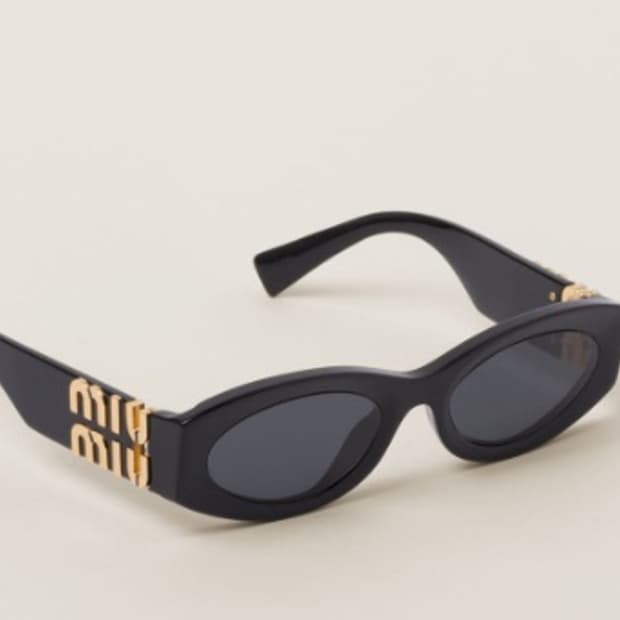 미우미우 글림스 오벌 선글라스