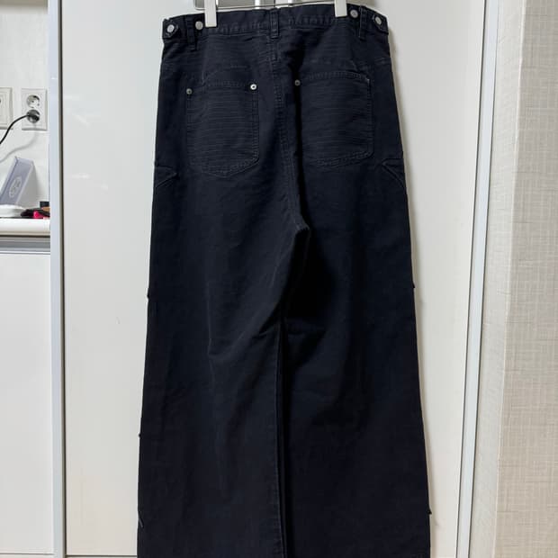 4) 폴리테루 1011 플뢰르 패치드 팬츠 워시드 블랙