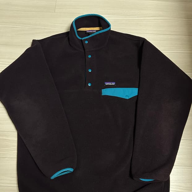 파타고니아 신칠라 옵시디안플럼 L