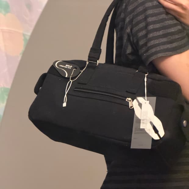 Ojos Shoulder Bag 오호스 숄더백