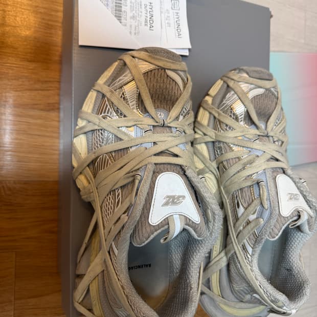 발렌시아가 3xl 익스트림 슈레이스 에그쉘 (42)