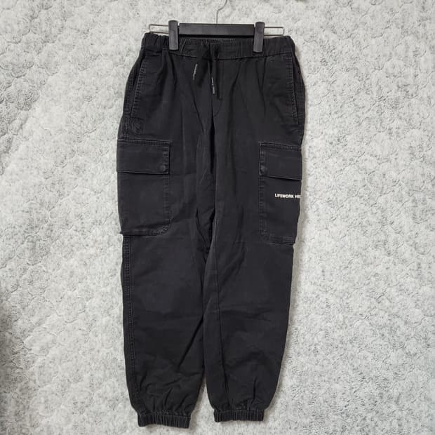 J391 [M] 라이프워크 카고 조거바지
