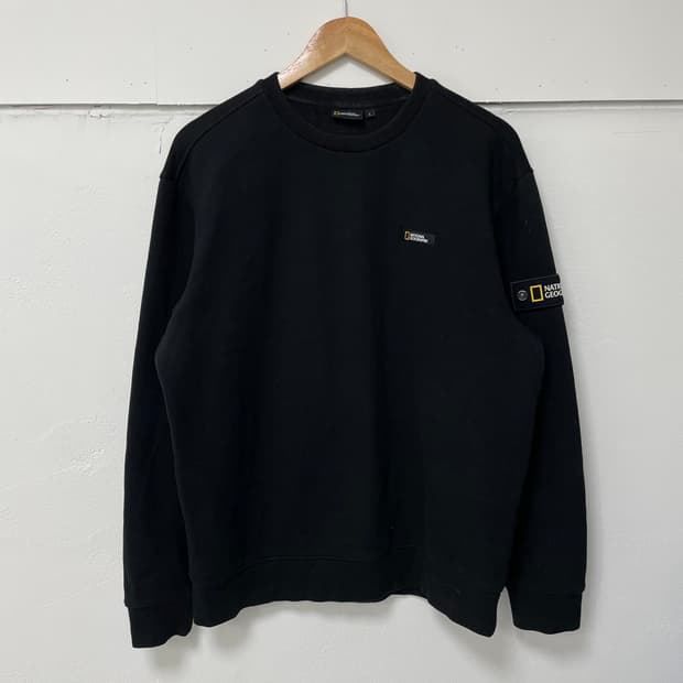 내셔널지오그래픽 와펜 맨투맨