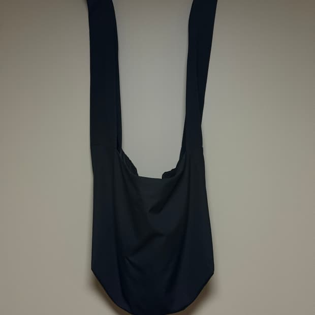 dulcamara wool shoulder bag