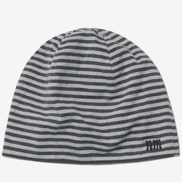 노매뉴얼 스트라이프 비니