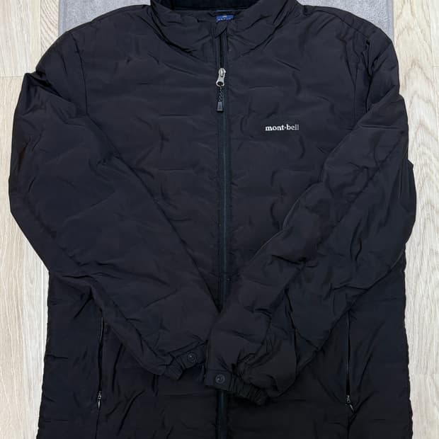 [S급] 🇯🇵일본 1등 몽벨 경량 패딩 블랙 M(95)