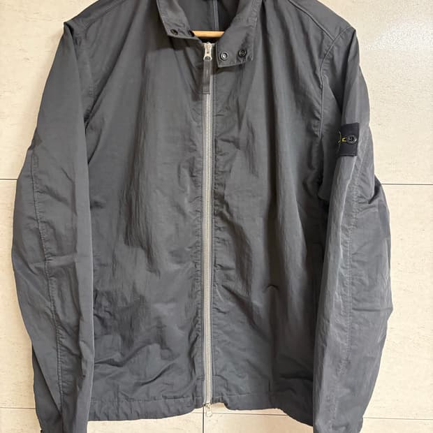 백화점판 스톤아일랜드 바타비아 나일론 자켓