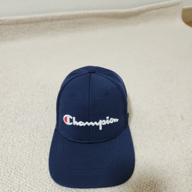 챔피온 네이비 볼캡 모자