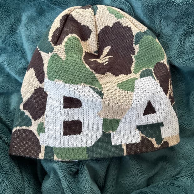 BAPE  카모 비니 신상