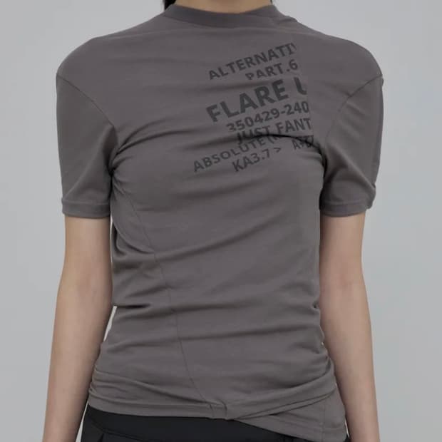 플레어업 레이어드 티셔츠 Asvmmetrical T-Shirt