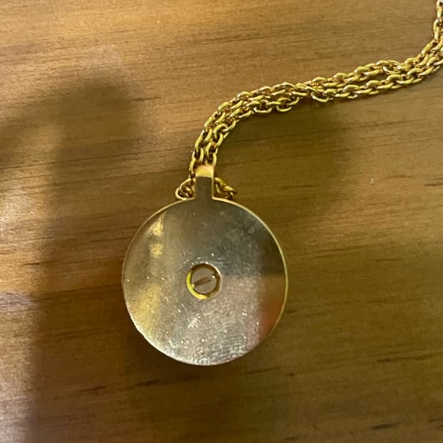 베르사체 목걸이 