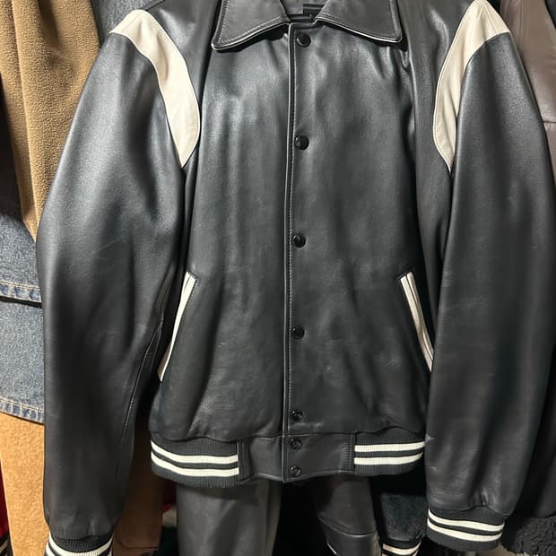 롤링스튜디오 자켓 팔아요 