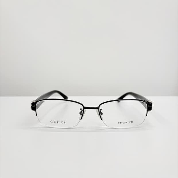 GUCCI 구찌 버클 블랙 반무테 