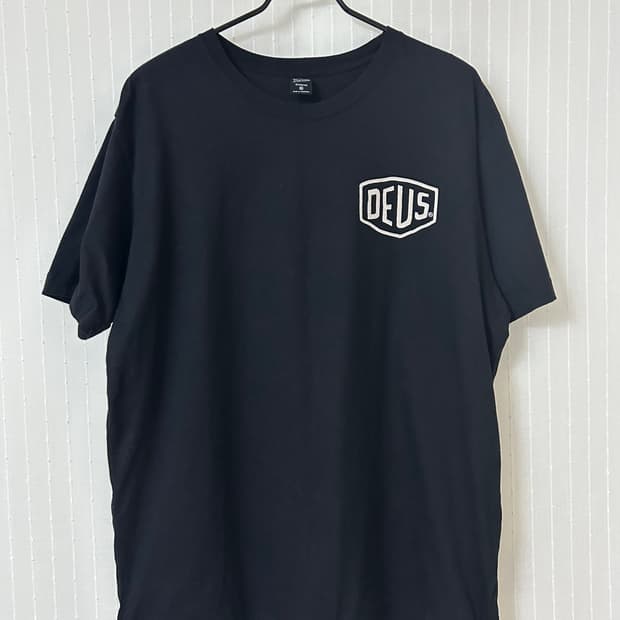데우스 엑스 마카나 반팔 XL