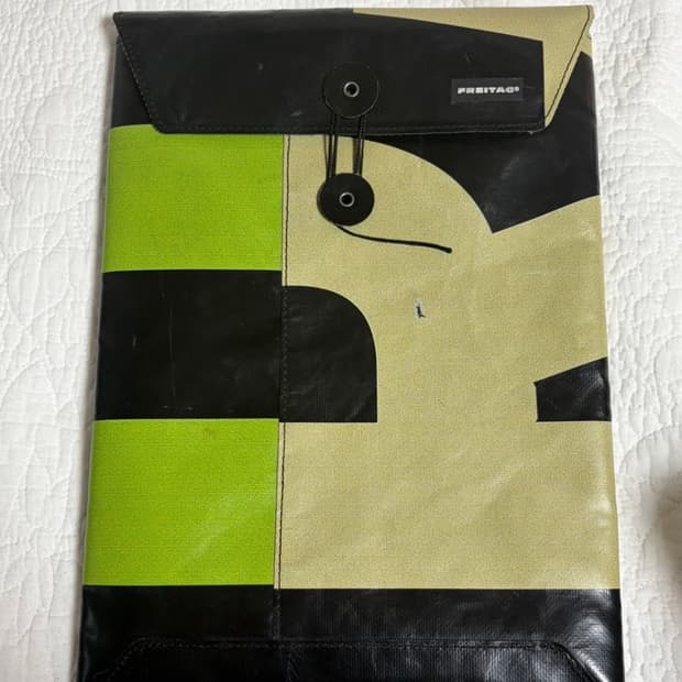 프라이탁 슬리브