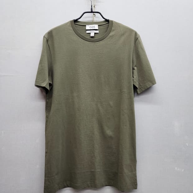 COS 코스 카키 반팔티 XS(S) 남여공용