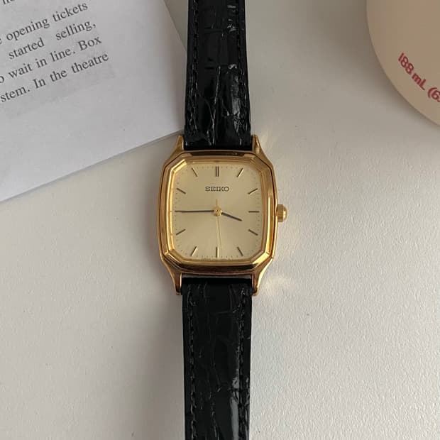 Seiko 스퀘어 골드 쿼츠