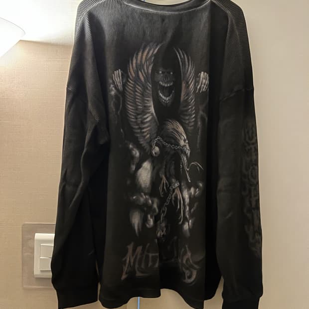 트래비스스캇 내한 머천다이즈 롱슬리브 L