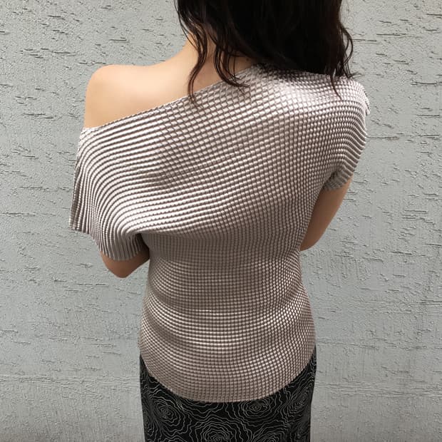 Glossy Top