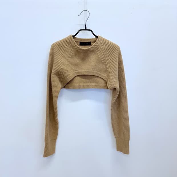 에보니아이즈 슈퍼파인울100% 크롭니트