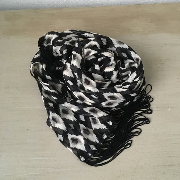 pattern scarf