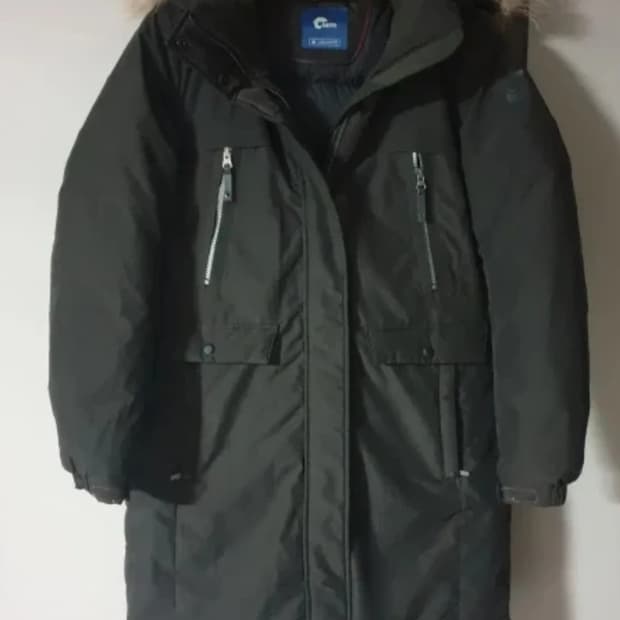 네파 여성 거위털 구스패딩. 싸이즈 90 입니다