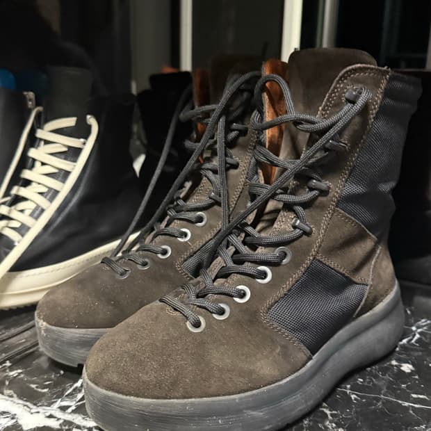 Yeezy Season 3 Onyx military boots