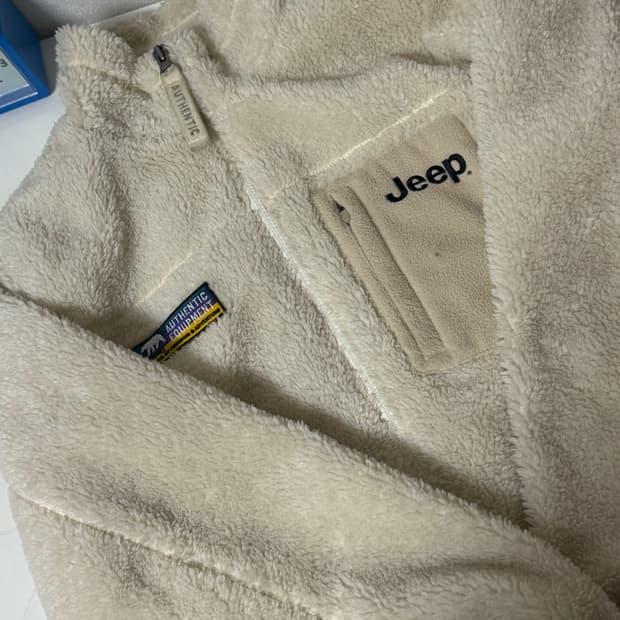 Jeep 지프 어센틱 베어 와펜 플리스 집업