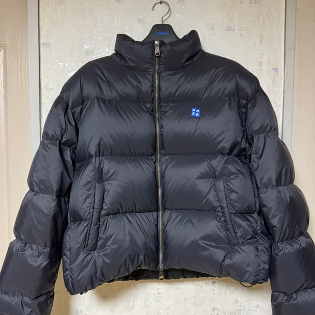 아더에러 시그니피컨트 패딩 블랙 M사이즈