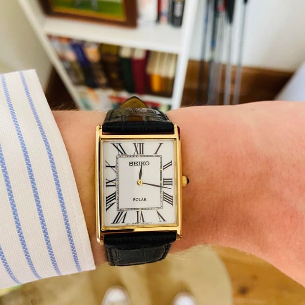 세이코 세르띠에 탱크 솔라쿼츠(단종제품) SUP880