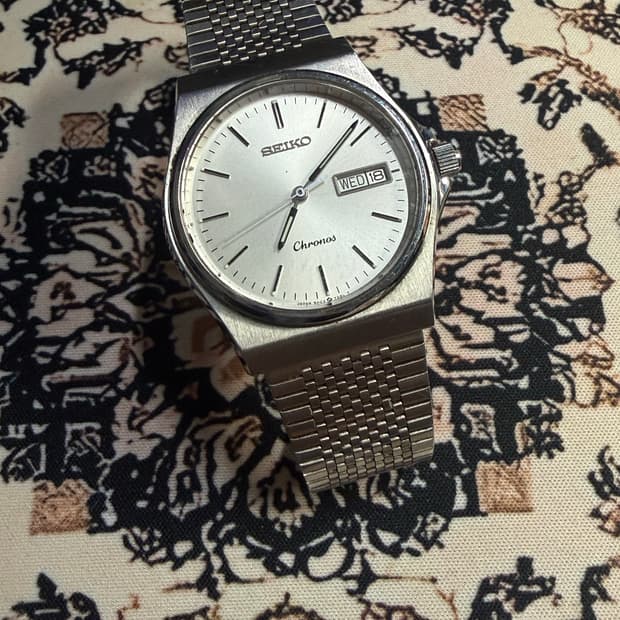 SEIKO 빈티지 쿼츠 시계