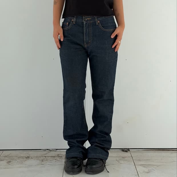 Levi’s 521 인디고 부츠컷 데님 팬츠